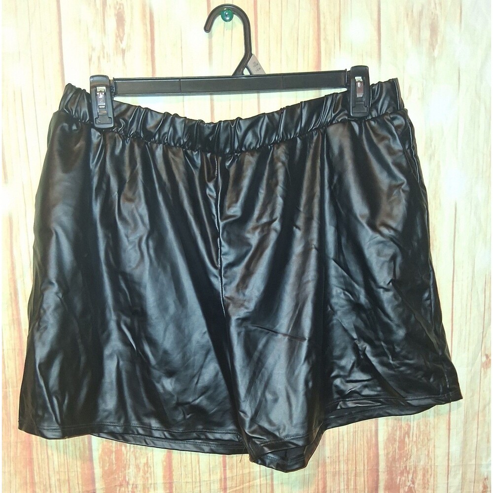 Chicsoul Black Pull-on Elastic Waist Shorts Sz 3XL